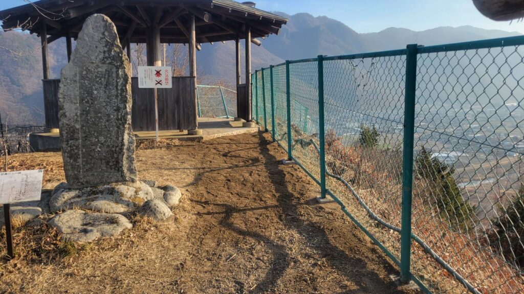 千曲公園景観整備作業_フェンス修繕